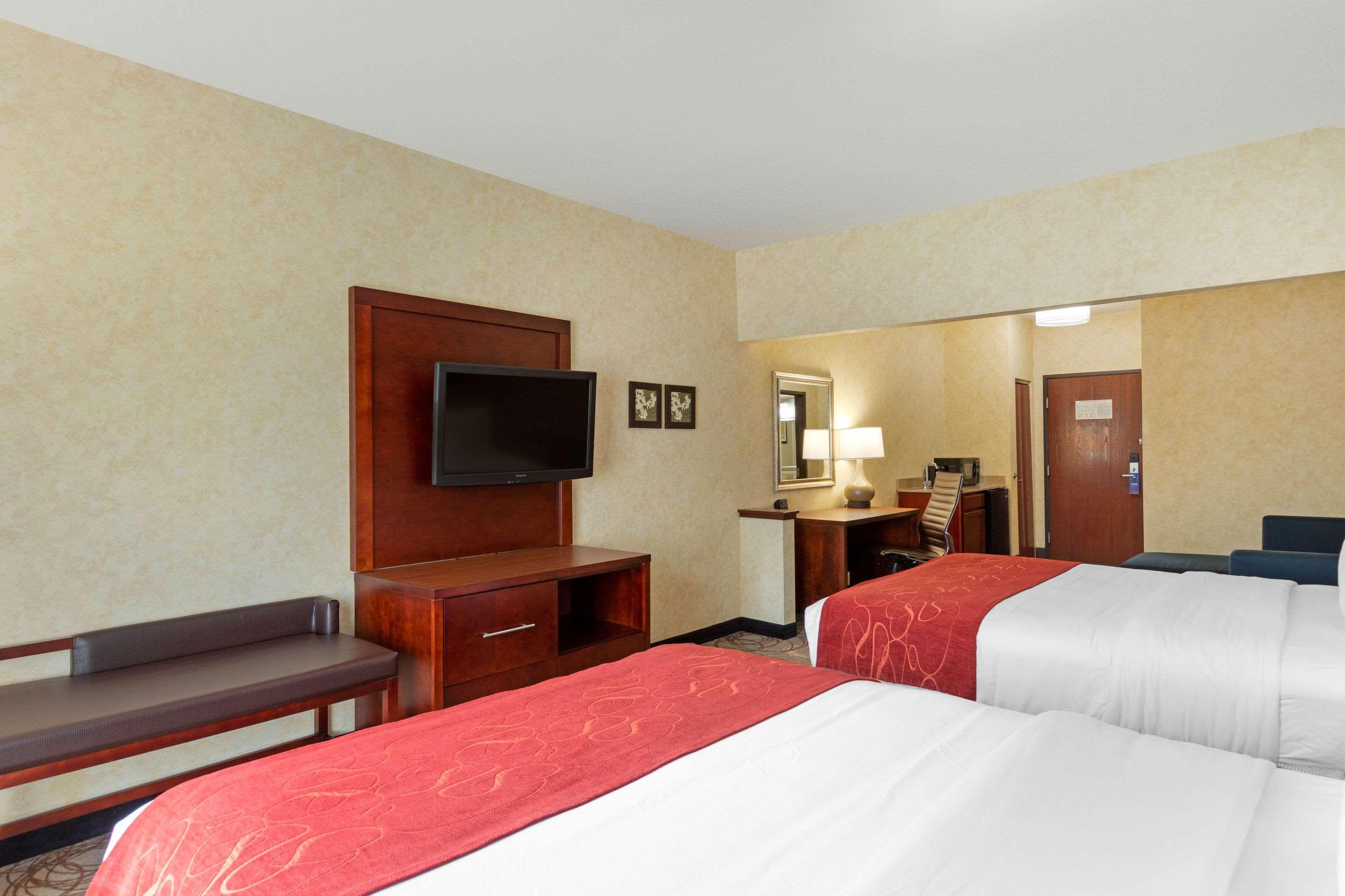 Comfort Suites Southfield-Detroit Екстер'єр фото